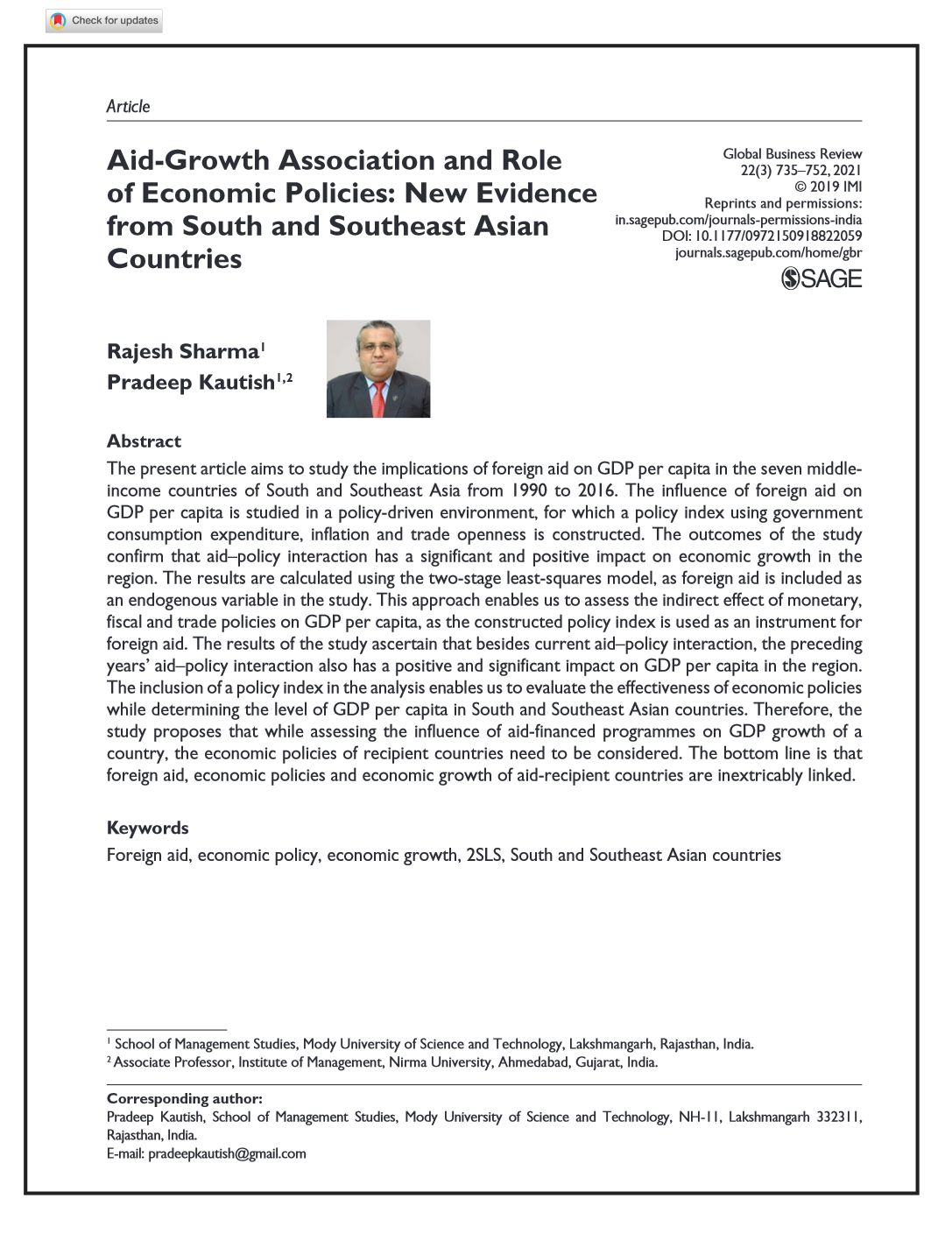 Aid-Growth Association and Role of Economic Policies: New Evidence from South and Southeast Asian Countries