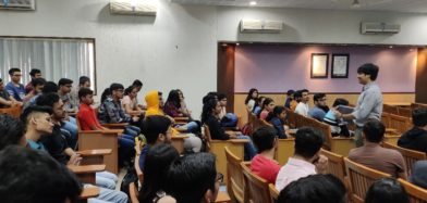 Alumnus interaction with students